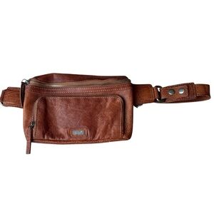 Spikes & Sparrow Oregon Adjustable Leather Hip Bag Cognac Fanny Pack